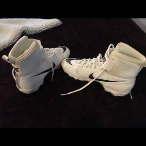Nike football cleats size 8.5